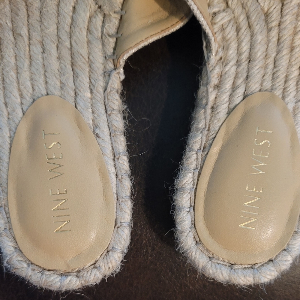 Nine West Slides - Picture 3 of 4